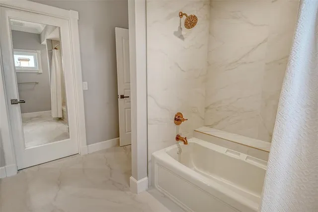 $7,499,000 | 1541 Bay Point Drive, Sarasota, FL 34239