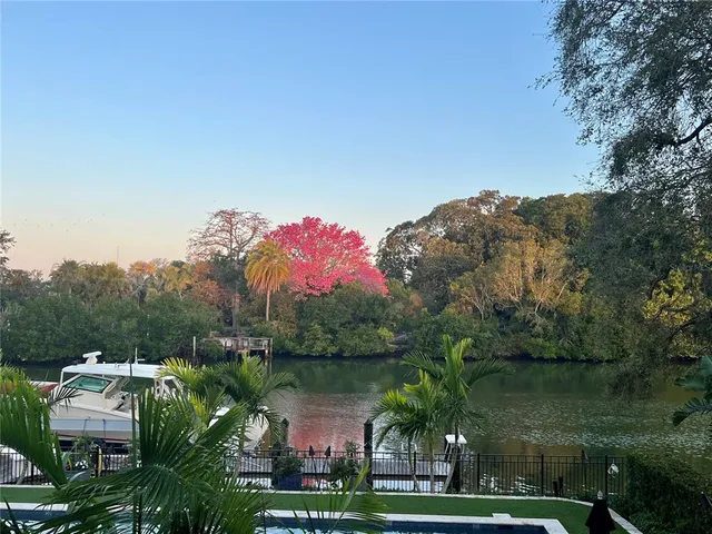 $7,499,000 | 1541 Bay Point Drive, Sarasota, FL 34239