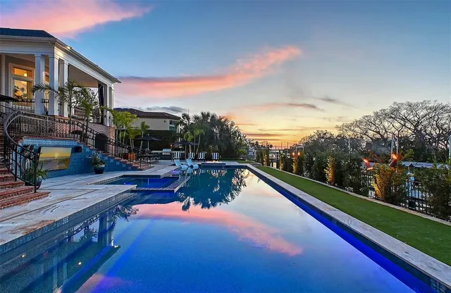 $7,499,000 | 1541 Bay Point Drive, Sarasota, FL 34239