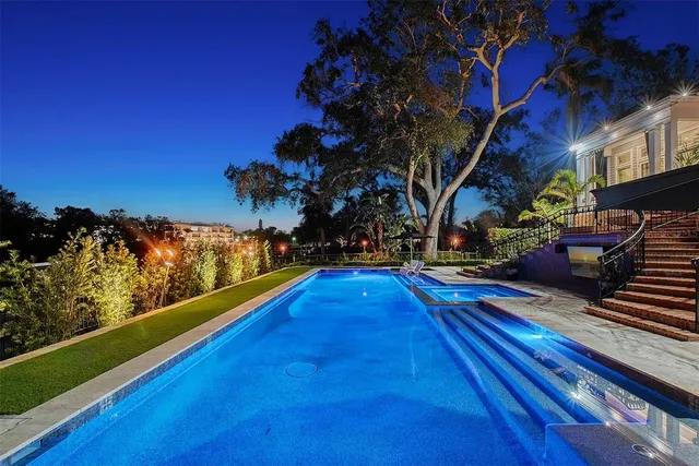 $7,499,000 | 1541 Bay Point Drive, Sarasota, FL 34239