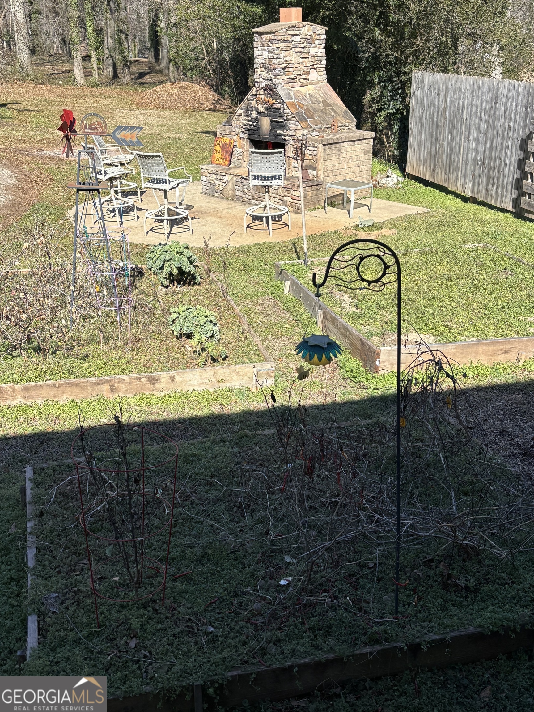 88 East Washington Street Newnan, GA 30263 - Photo 6 of 9 a view of a swimming pool with an outdoor space