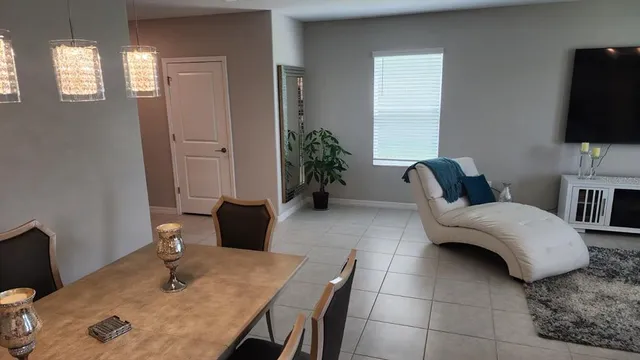 $405,000 | 11537 Fern Hill Drive, Riverview, FL 33578