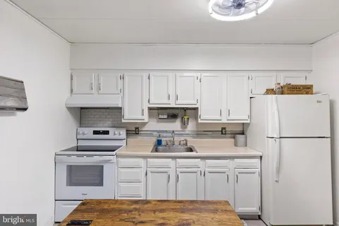 $125,000 | 610 West 11th Street, Unit 23, New Castle, DE 19720