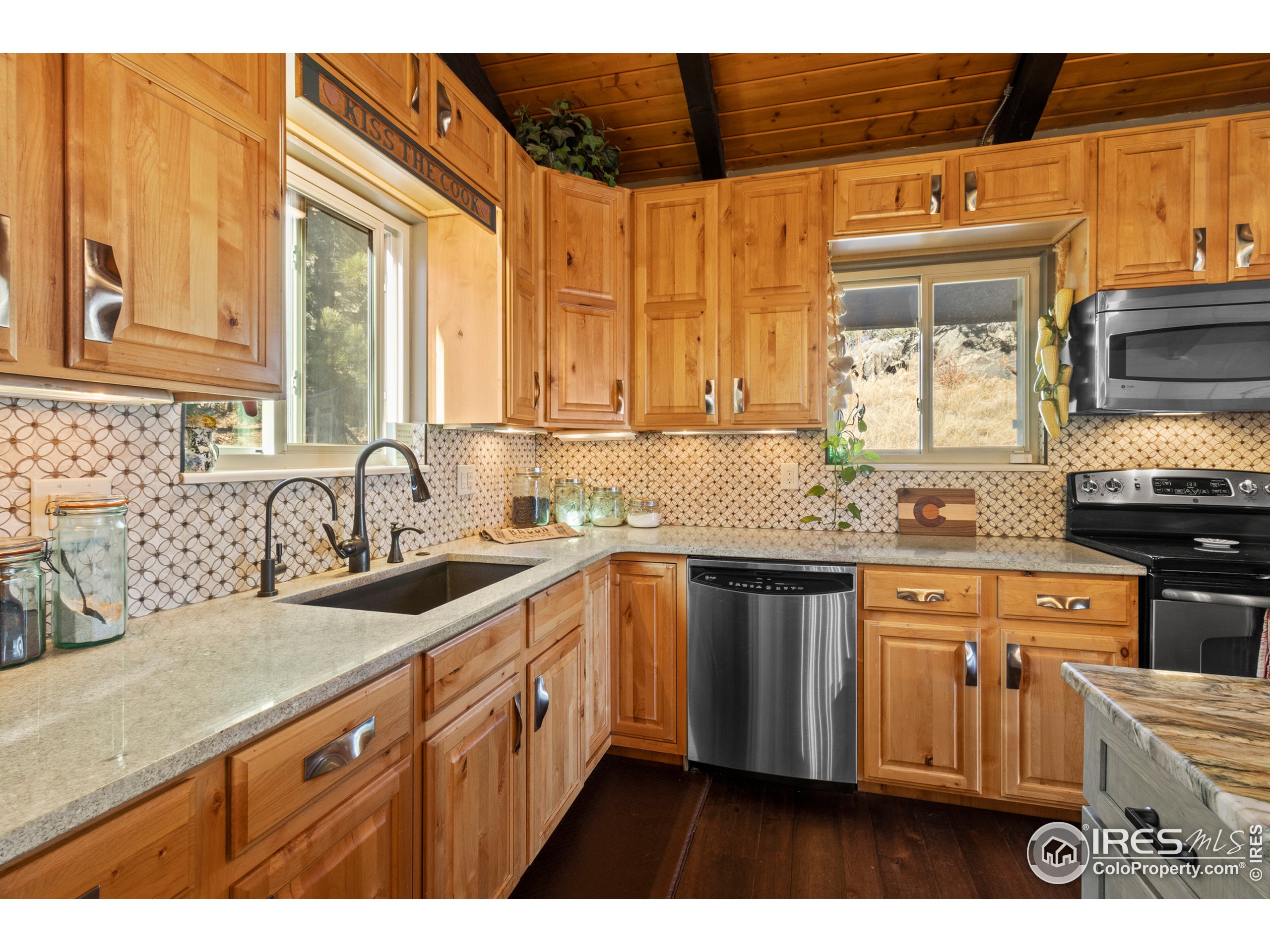 27033 Thea Gulch Road Golden, CO 80403 - Photo 12 of 42