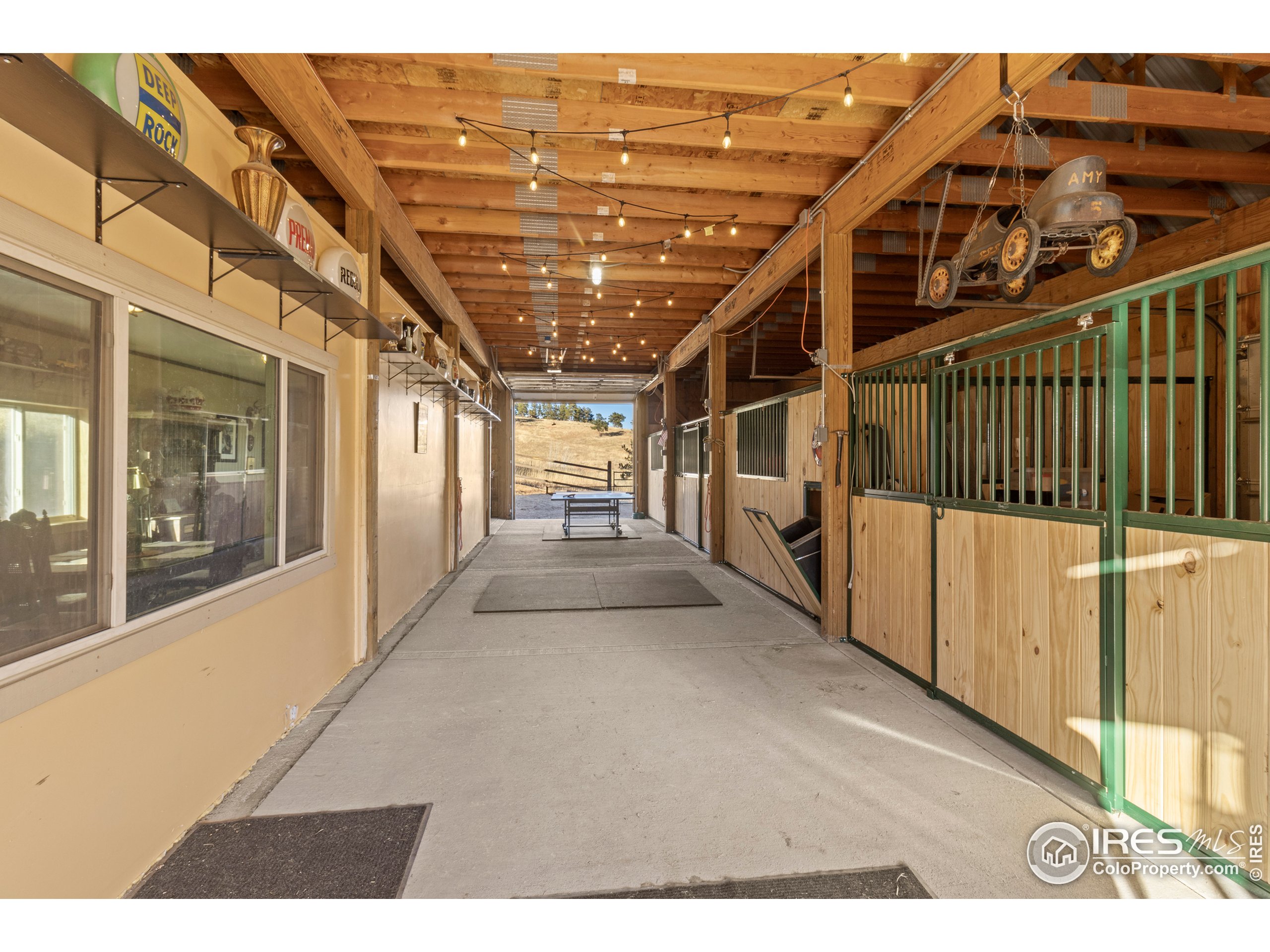 27033 Thea Gulch Road Golden, CO 80403 - Photo 29 of 42