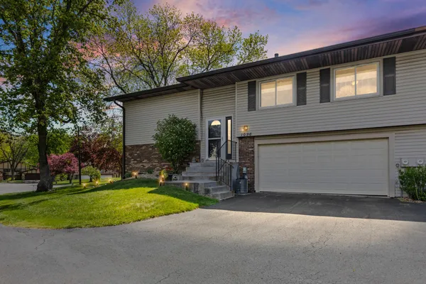 $299,000 | 1096 Churchill Place, Shoreview, MN 55126