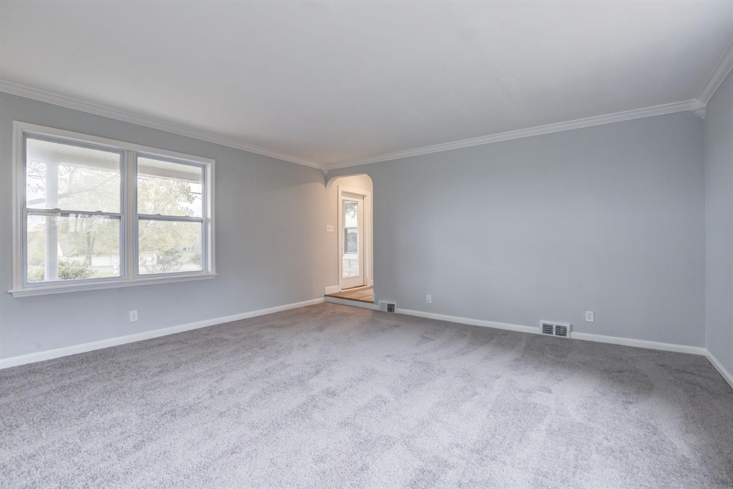 2051 Smith Road Hamilton, OH 45013 - Photo 12 of 31