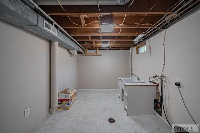 $359,900 | 1020 Koster Avenue, Idaho Falls, ID 83404