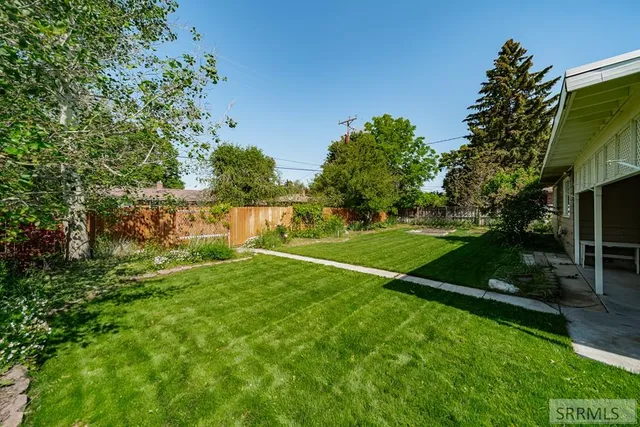 $359,900 | 1020 Koster Avenue, Idaho Falls, ID 83404