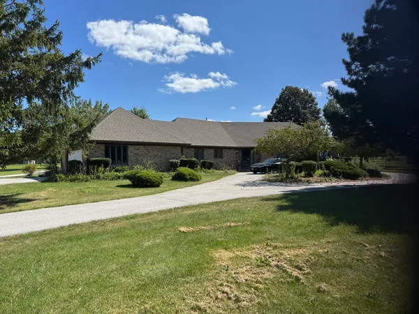 $725,000 | 1026 South Schoolhouse Road, New Lenox, IL 60451