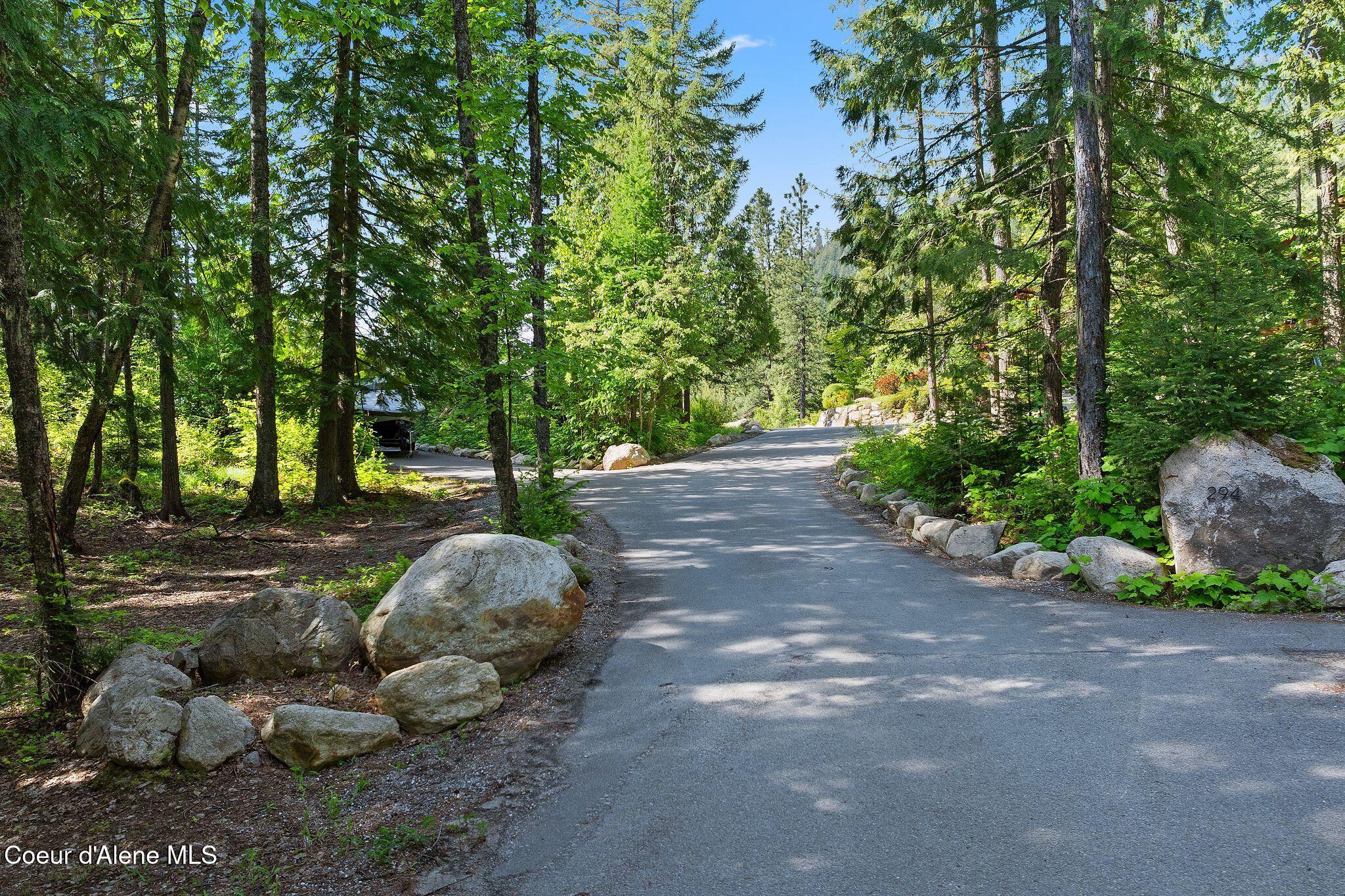 294 Rincon Drive Sandpoint, ID 83864 - Photo 85 of 96 Paved Driveway