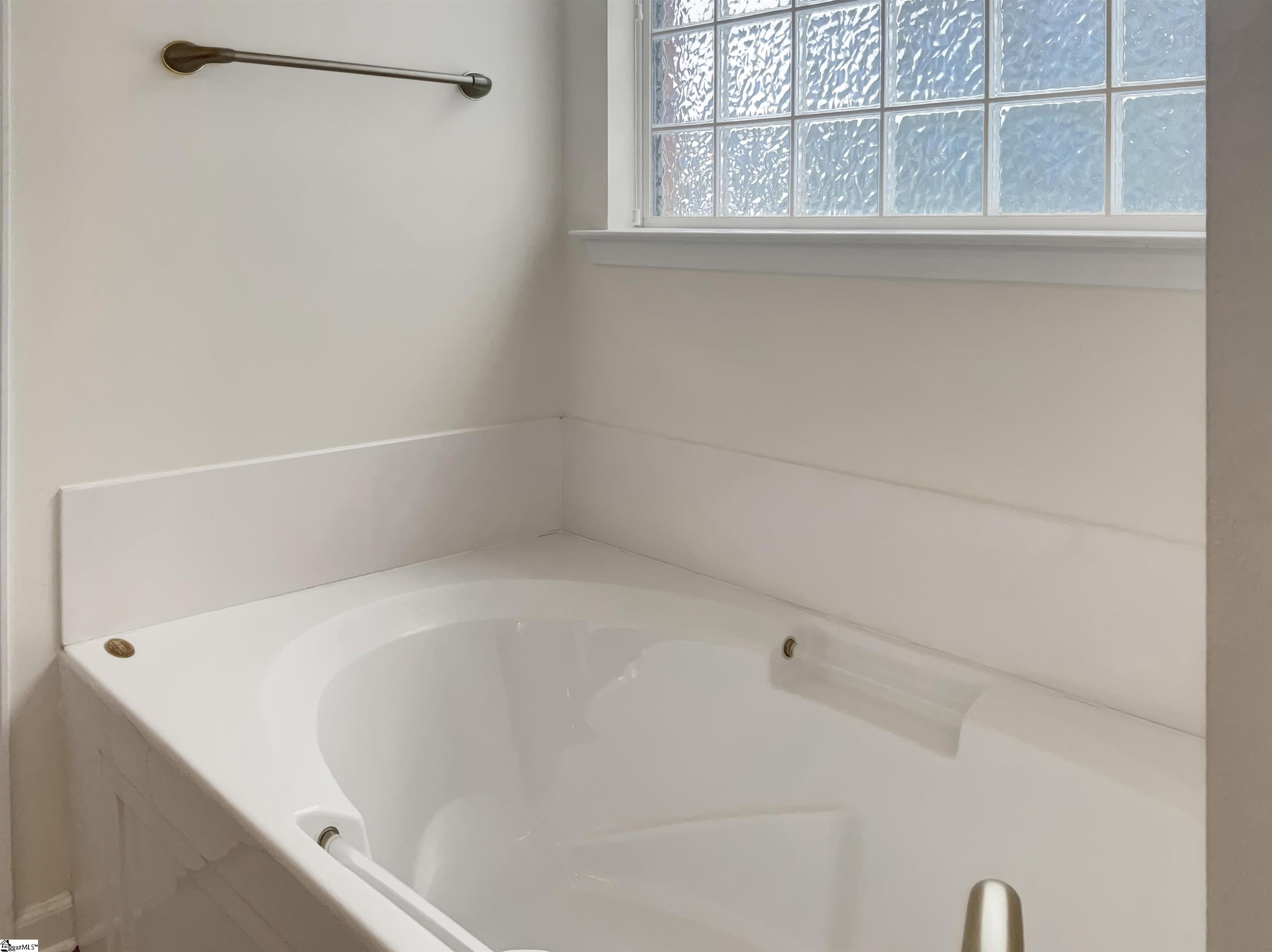 210 Lansfair Way Greenville, SC 29607 - Photo 22 of 33 Gallery Image 22