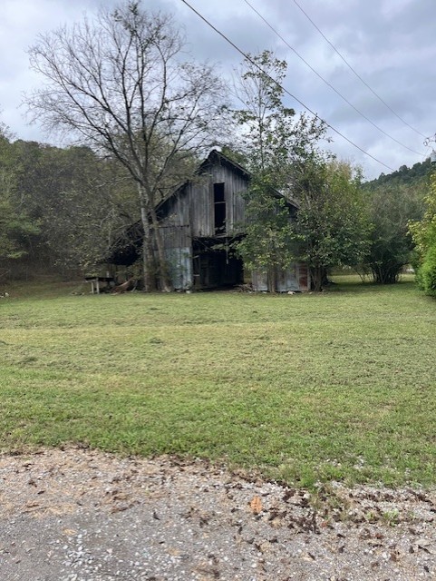35 Dog Branch Road Pleasant Shade, TN 37145 - Photo 21 of 36 Barn