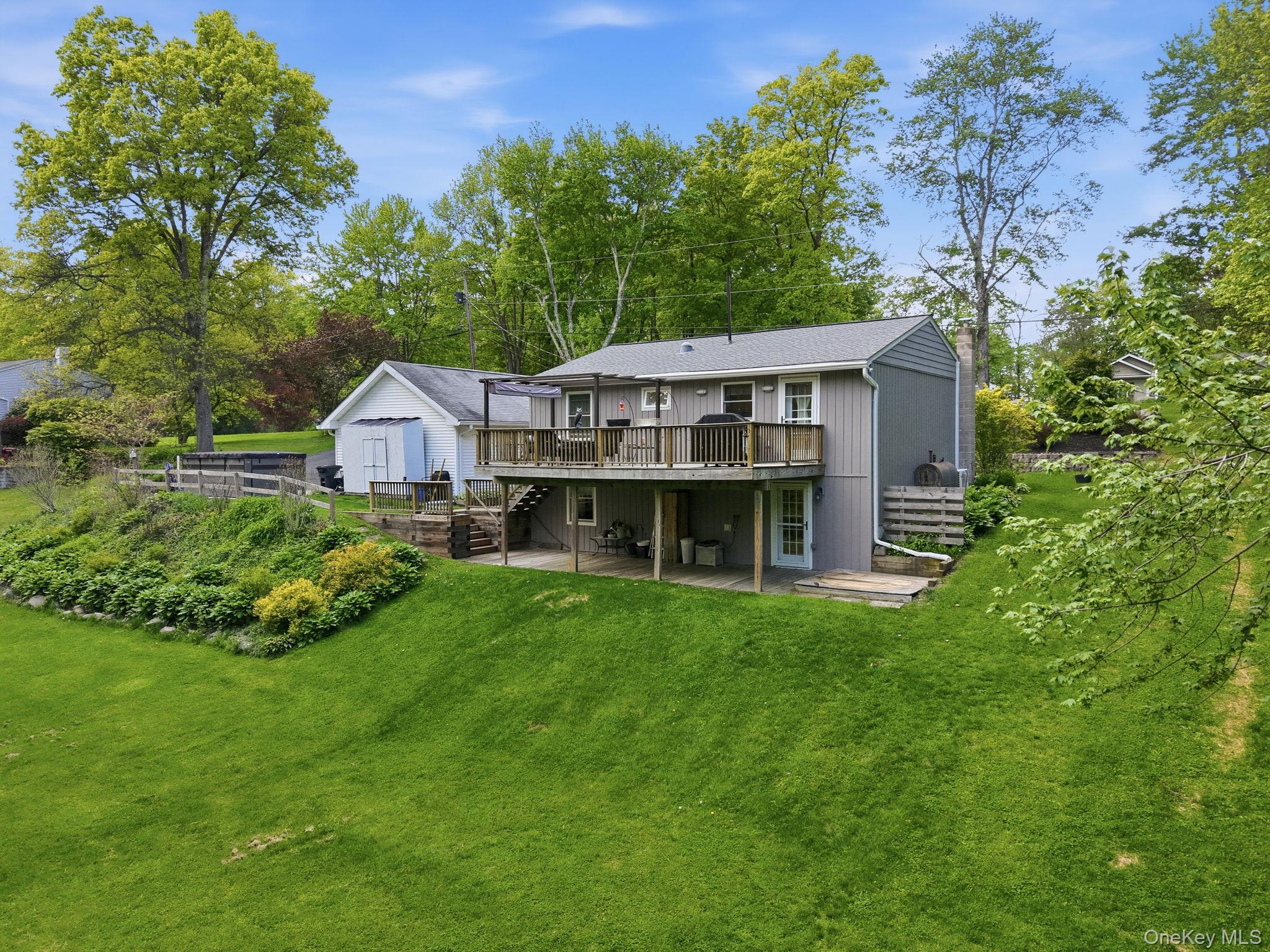 68 Ridge Road Wallkill, NY 12589 - Photo 4 of 32