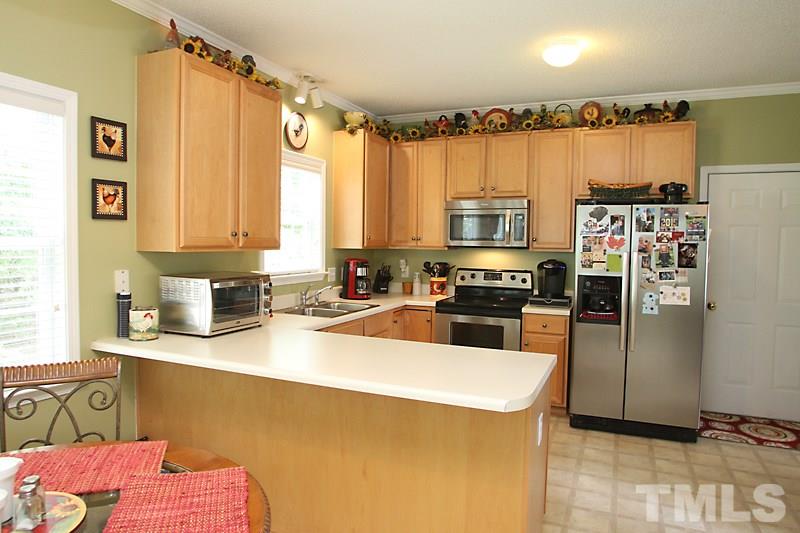 1098 Alderman Circle Raleigh, NC 27603 - Photo 7 of 13