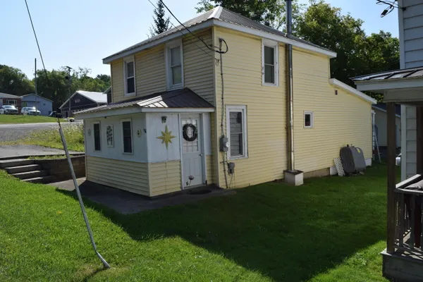 $120,000 | 642-644 East Main Street, Malone, NY 12953