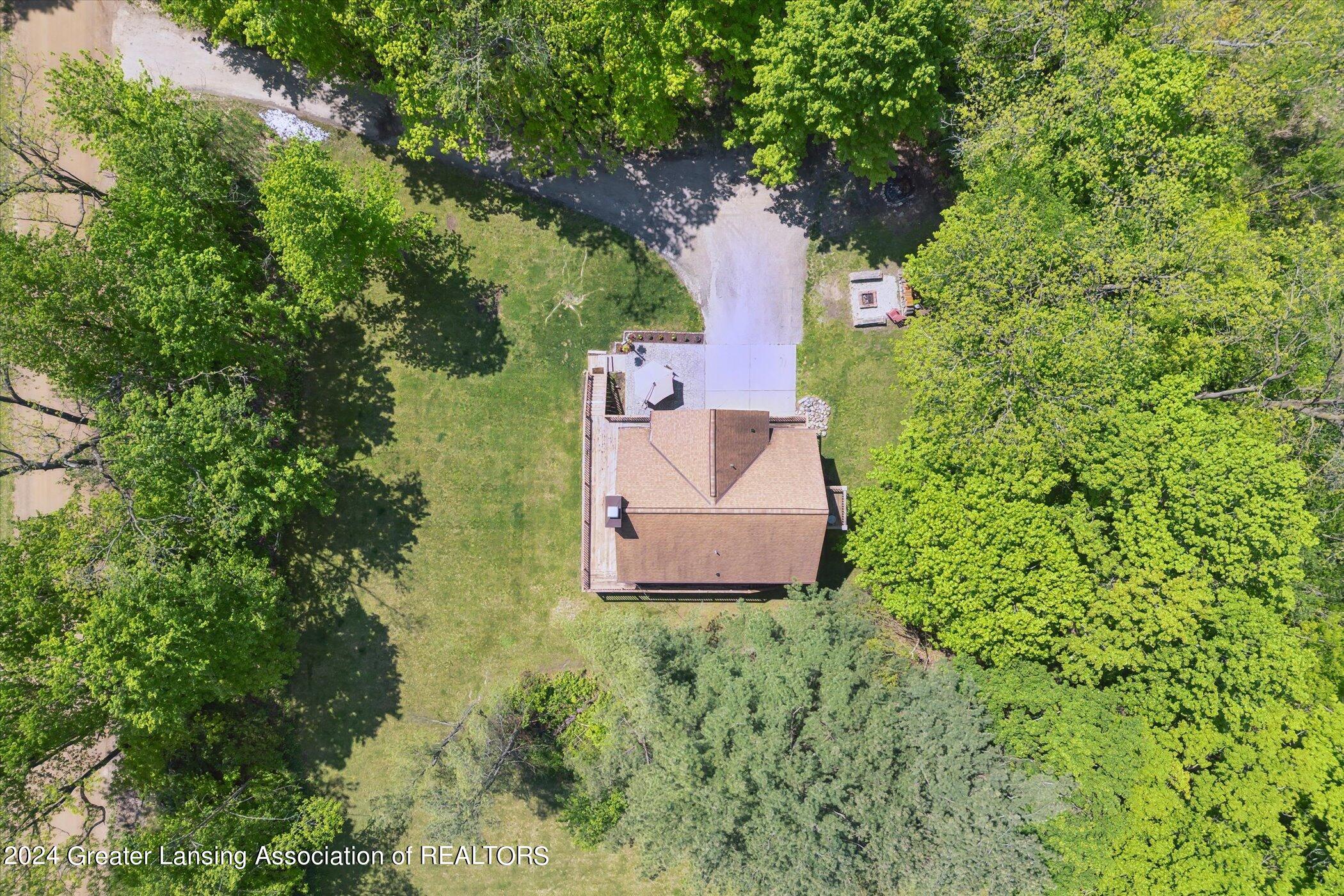 14312 McCrumb Road Eagle, MI 48822 - Photo 47 of 59 47-14312-McCrumb-Rd-Eagle-MI-48822-Windo