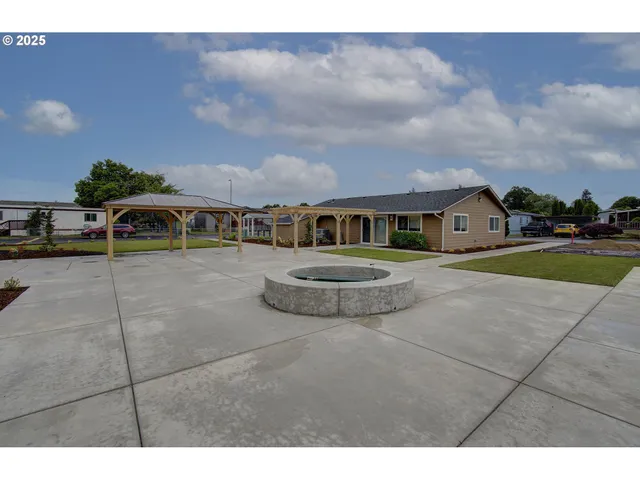 $99,900 | 300 Southwest 7th Avenue, Unit 403, Battle Ground, WA 98604