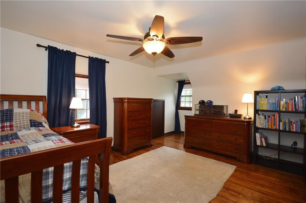 3233 Apache Road Bethel Park, PA 15241 - Photo 14 of 24 Gallery Image 14