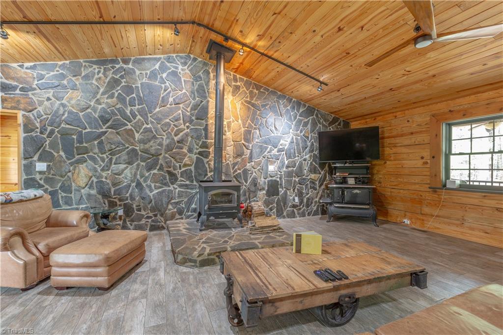 309 Fox Pond Road Henderson, NC 27537 - Photo 15 of 28 Gallery Image 15