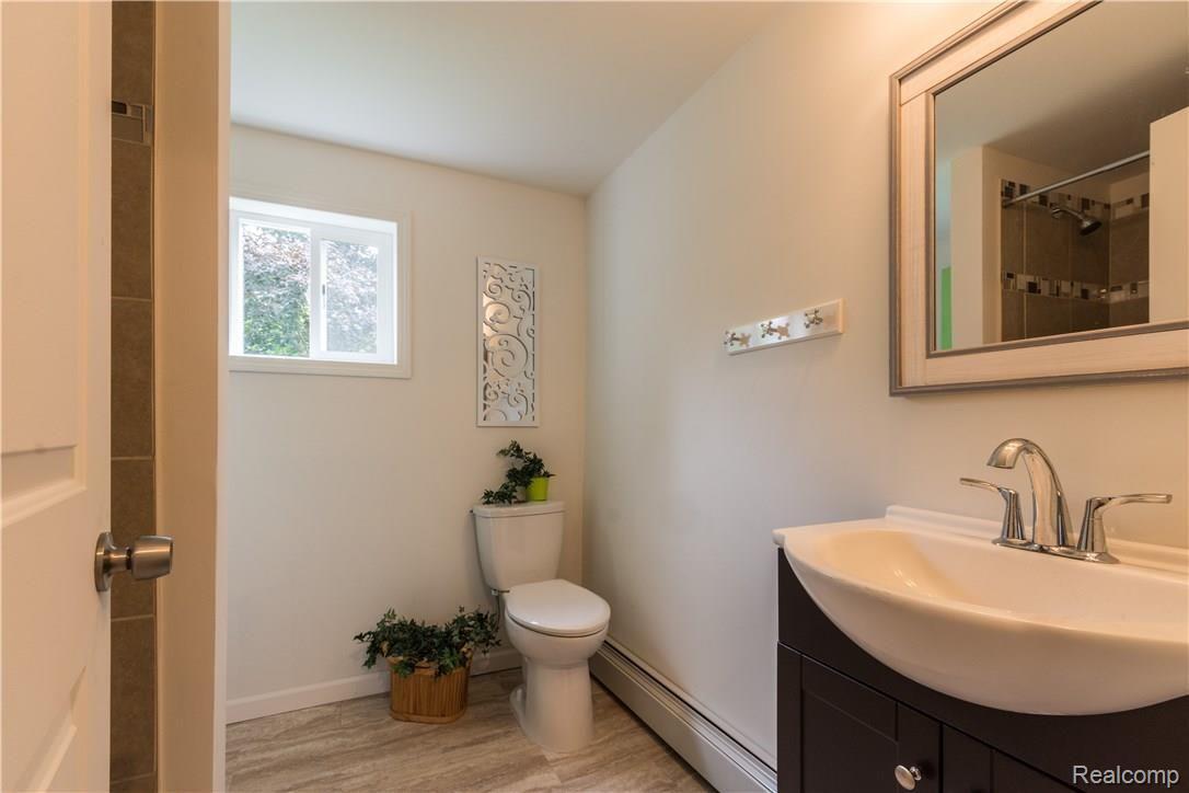 1094 Miller Road Lake Orion, MI 48362 - Photo 14 of 25 Renovated Bathroom