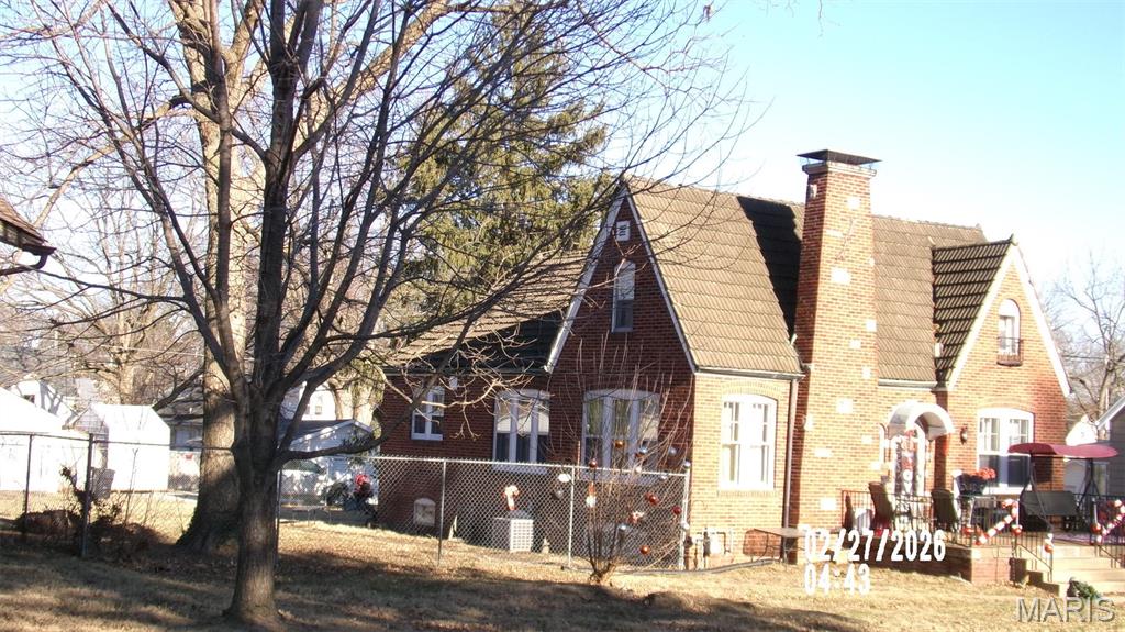 807 Gass Avenue Belleville, IL 62220 - Photo 2 of 3