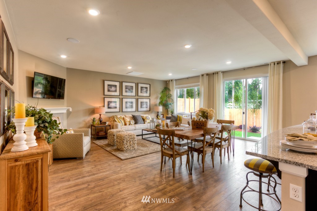 15919 Meridian Drive Southeast Bothell, WA 98012 - Photo 10 of 25