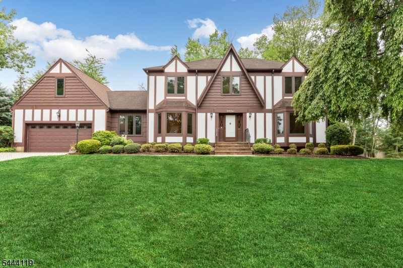 23 Puddingstone Way Florham Park, NJ 07932 - Photo 1 of 41