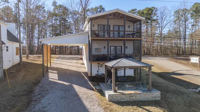 a view of a house with a outdoor space