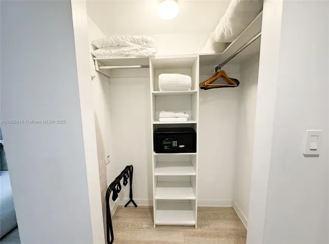 $5,500 | 2602 East Hallandale Beach Boulevard, Unit 1605, Hallandale Beach, FL 33009