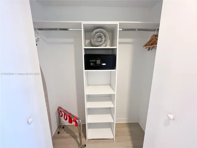 $5,500 | 2602 East Hallandale Beach Boulevard, Unit 1605, Hallandale Beach, FL 33009