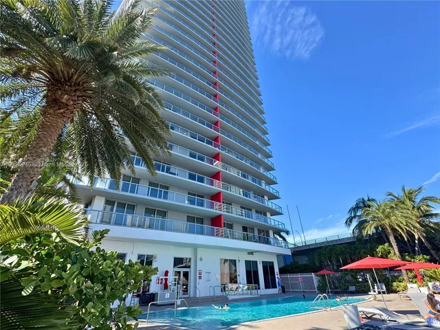 $5,500 | 2602 East Hallandale Beach Boulevard, Unit 1605, Hallandale Beach, FL 33009