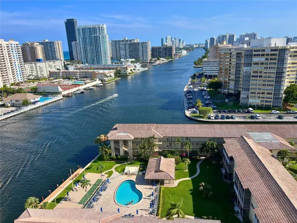 $4,850 | 2602 East Hallandale Beach Boulevard, Unit 1605, Hallandale Beach, FL 33009