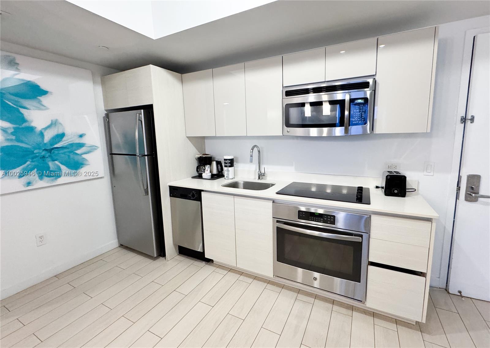 2602 East Hallandale Beach Boulevard, Unit 1605 Hallandale Beach, FL 33009 - Photo 8 of 31