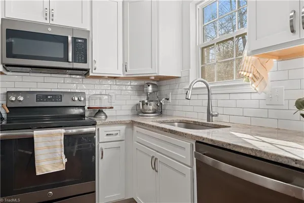 $369,900 | 4484 River Gate Drive, Clemmons, NC 27012