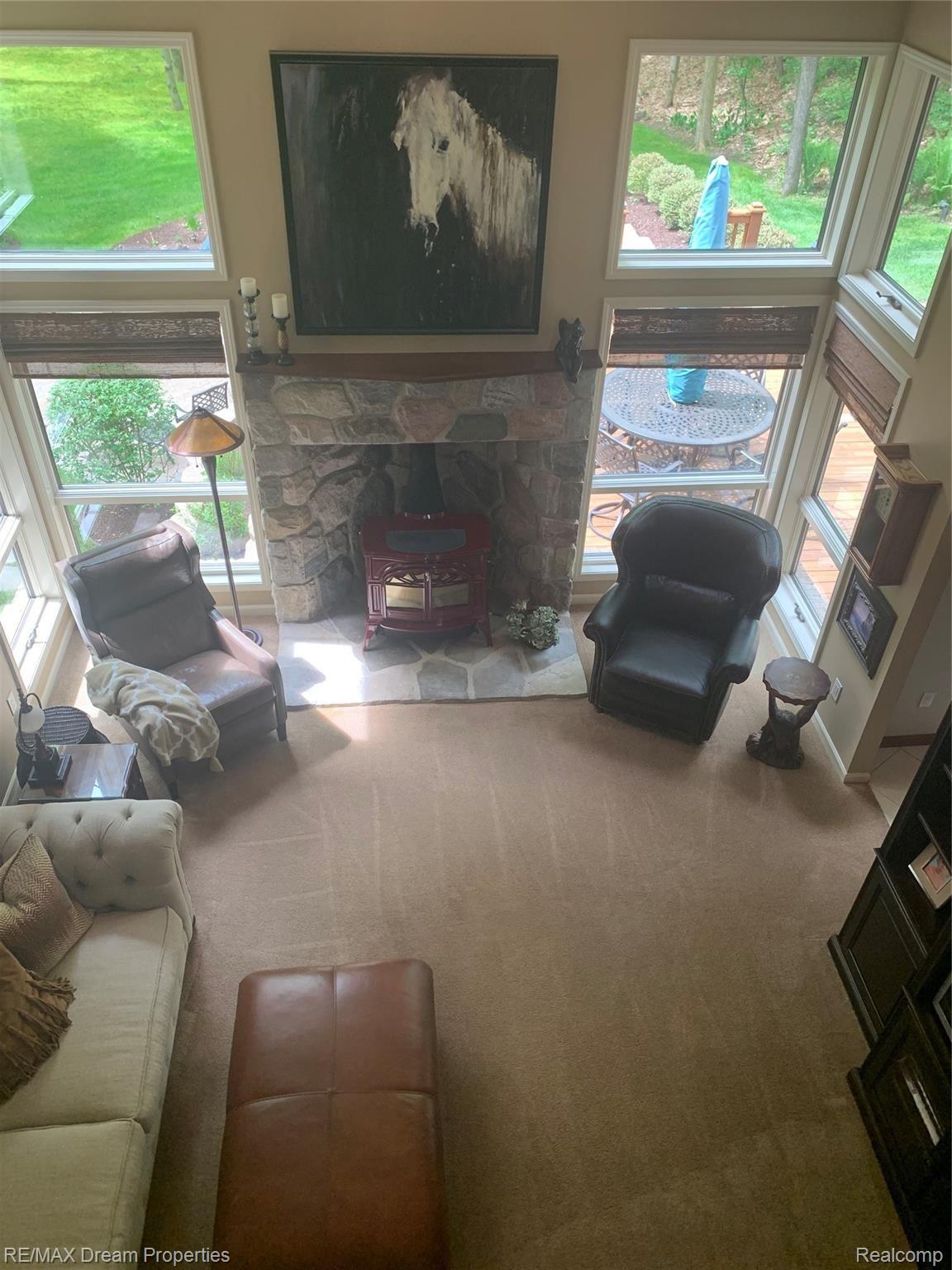 555 Scottshill Road Milford, MI 48381 - Photo 5 of 21 scottshill gathering room.jpg