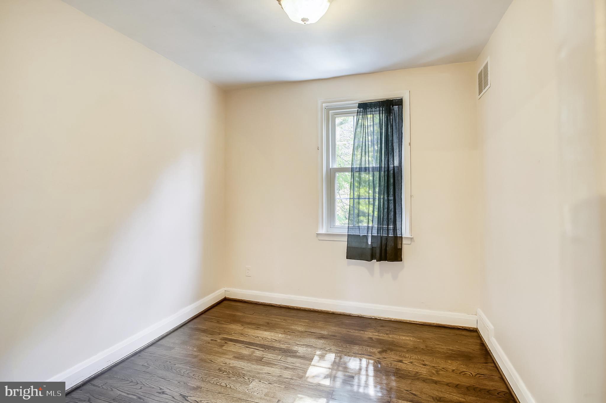 8125 Clyde Bank Road Towson, MD 21286 - Photo 21 of 38 Gallery Image 21