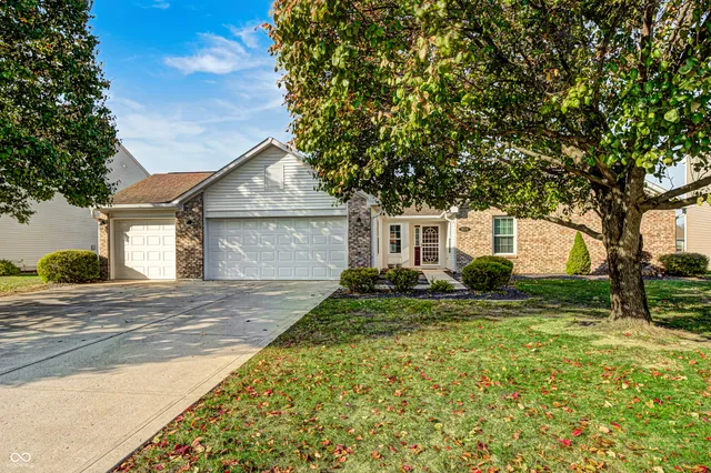 $340,000 | 1834 Wynnewood Lane, Avon, IN 46123