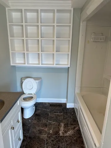 $2,800 | 22 Roundy Street, Unit 2, Beverly, MA 01915