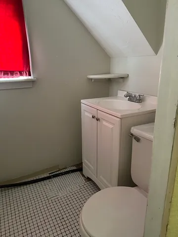 $2,800 | 22 Roundy Street, Unit 2, Beverly, MA 01915