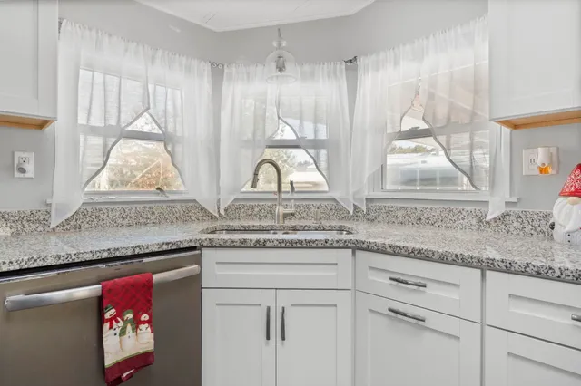 $225,000 | 73 Riverledge Drive, Goffstown, NH 03045