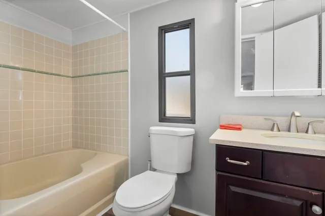 $225,000 | 73 Riverledge Drive, Goffstown, NH 03045