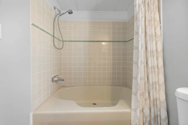 $225,000 | 73 Riverledge Drive, Goffstown, NH 03045