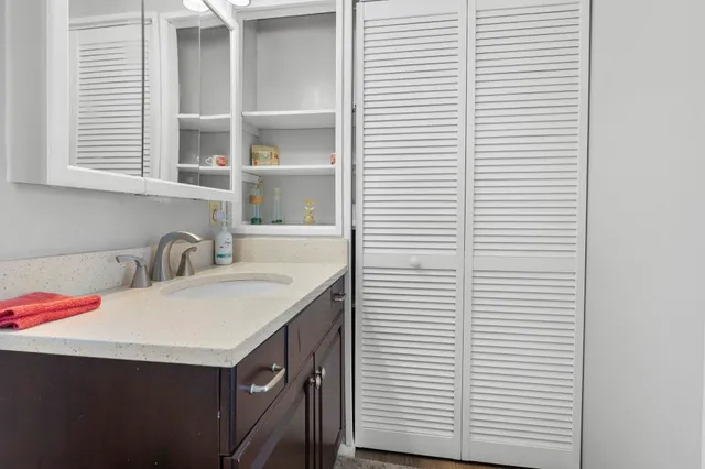 $225,000 | 73 Riverledge Drive, Goffstown, NH 03045