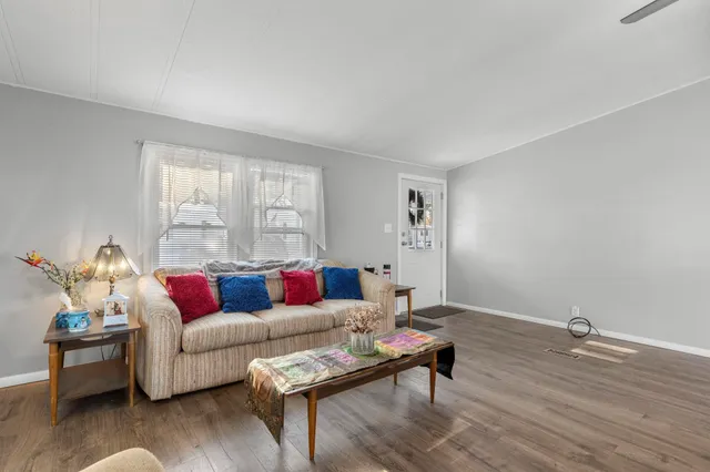 $225,000 | 73 Riverledge Drive, Goffstown, NH 03045