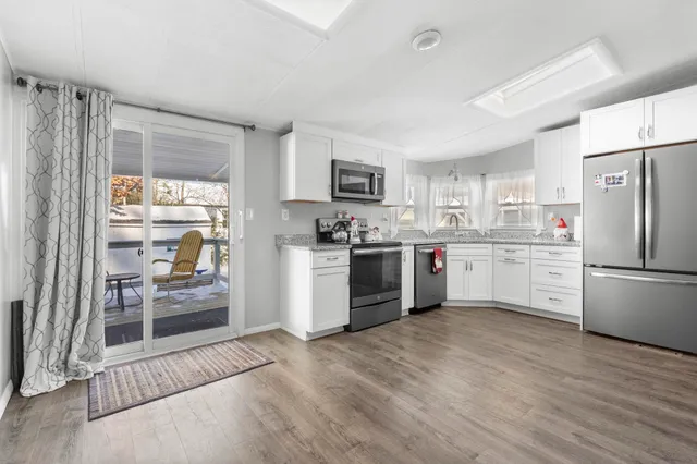 $225,000 | 73 Riverledge Drive, Goffstown, NH 03045