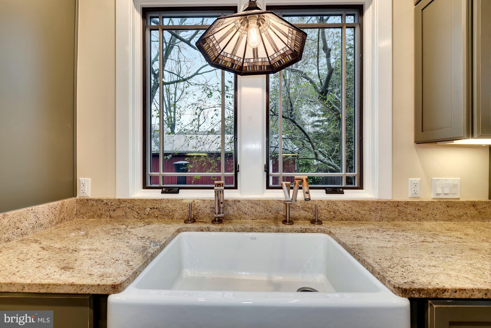 6130 Utah Avenue Northwest Washington, DC 20015 - Photo 11 of 37