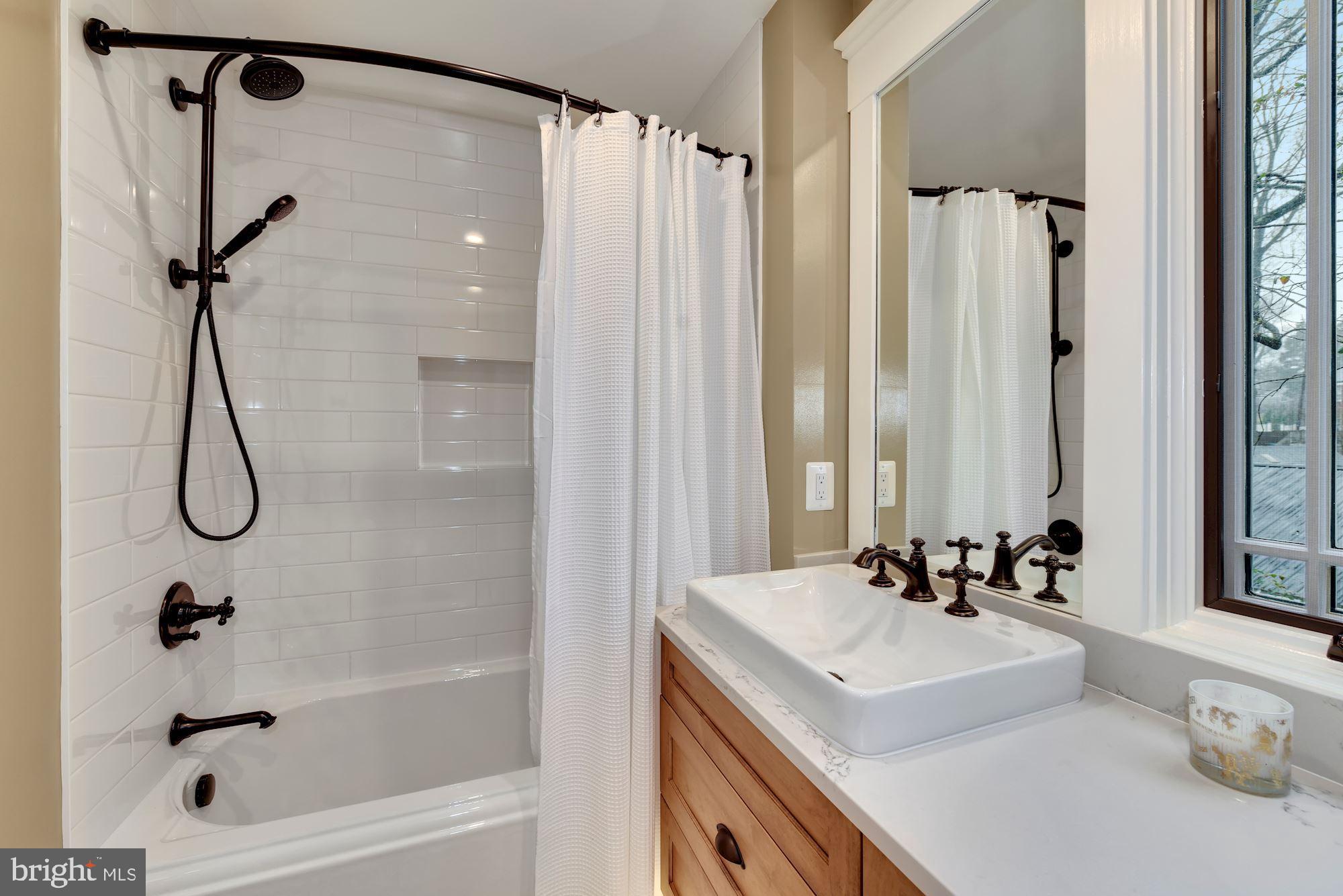 6130 Utah Avenue Northwest Washington, DC 20015 - Photo 19 of 37