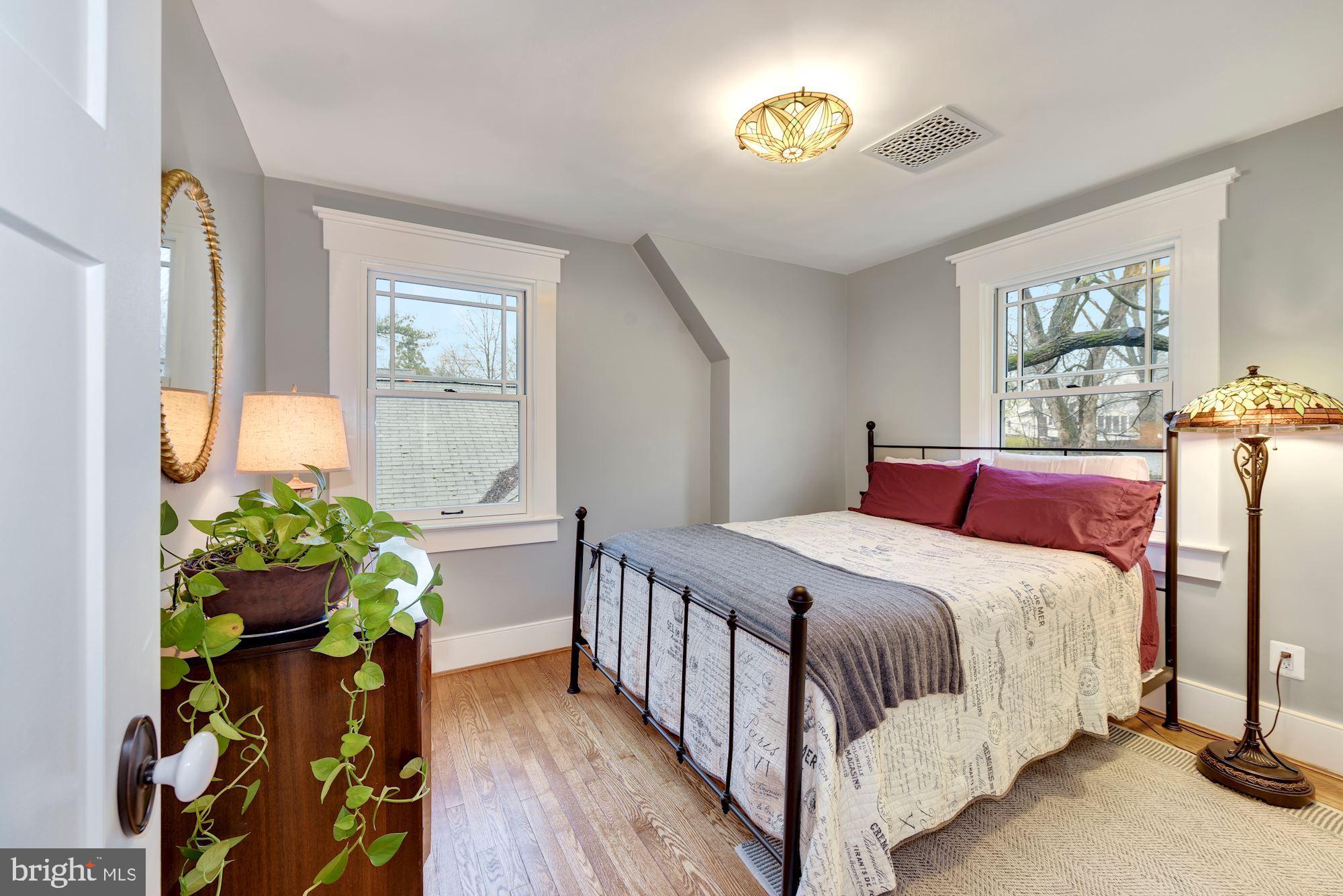 6130 Utah Avenue Northwest Washington, DC 20015 - Photo 20 of 37