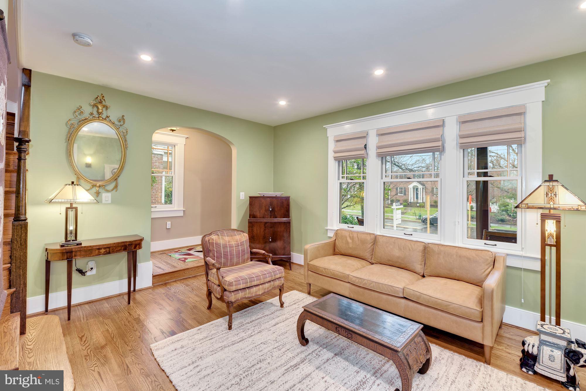 6130 Utah Avenue Northwest Washington, DC 20015 - Photo 7 of 37